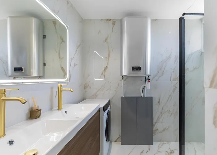 Les Etoiles Centre Juan Les Pins 6 Couchages Апартаменты